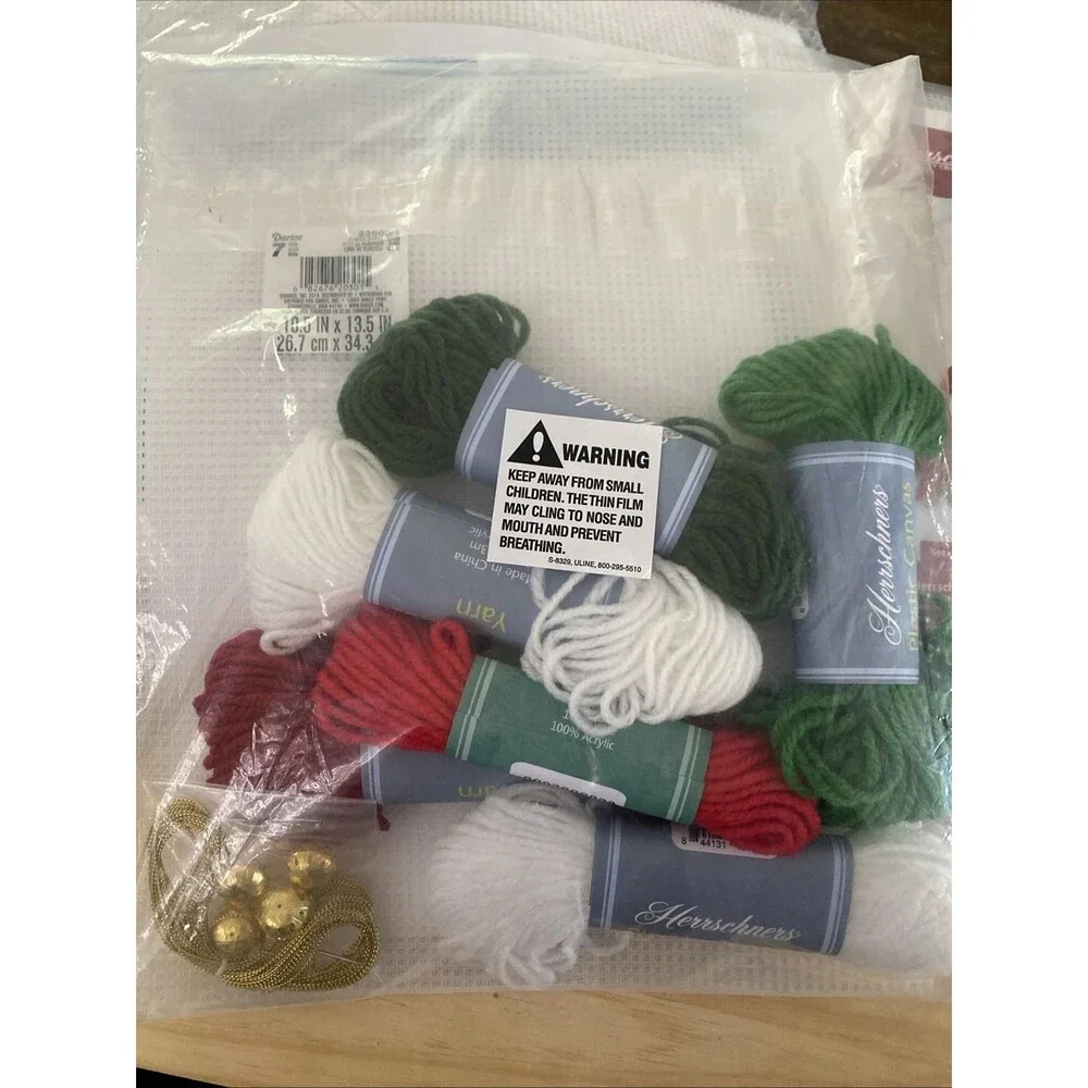 Herrschners Craft Kit - Traditional Baubles &  Bell Ornaments